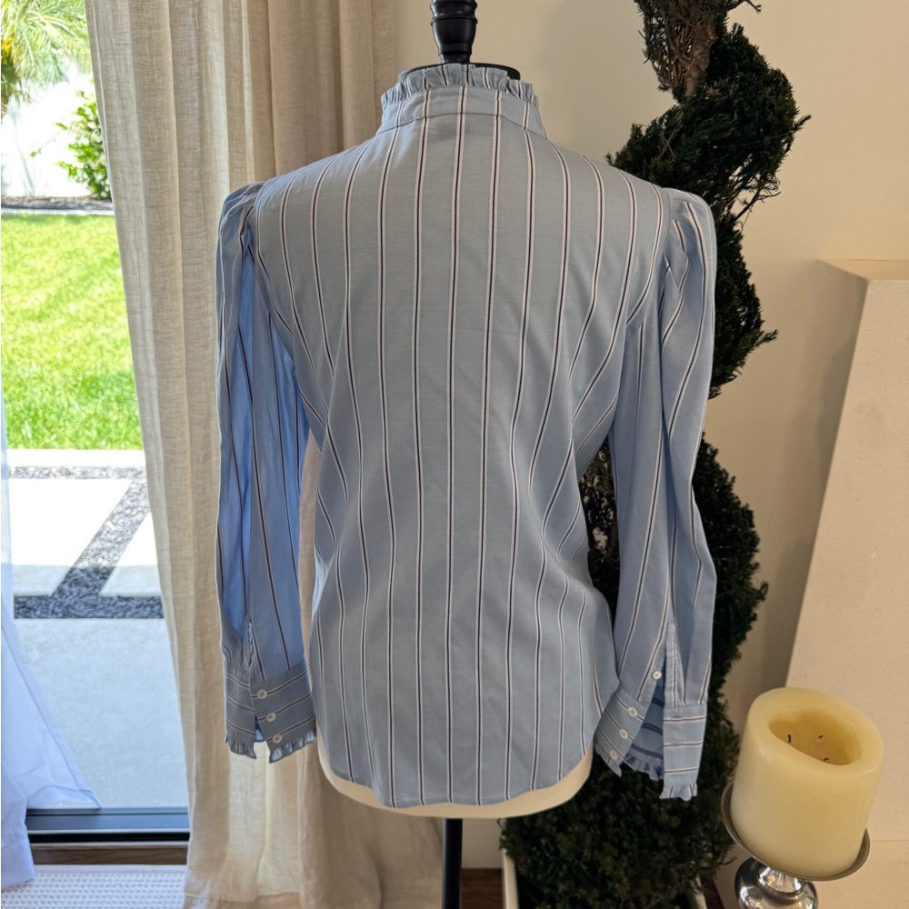 Veronica Beard Light Blue Blouse with Ruffled Bib Collar - Size L - Picture 4 of 11